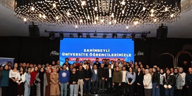 Başkanımız Kayseri, Niğde, Ve Nevşehir´de Şahinbeyli Üniversite Öğrencileri İle Biraraya Geldi