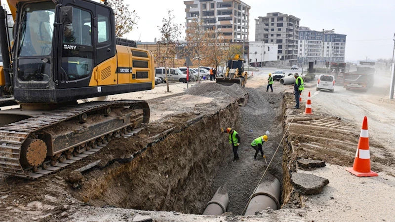 Dulkadiroğlu’nda da Yeni Altyapı Hatlarının İmalatı Hızla Sürüyor