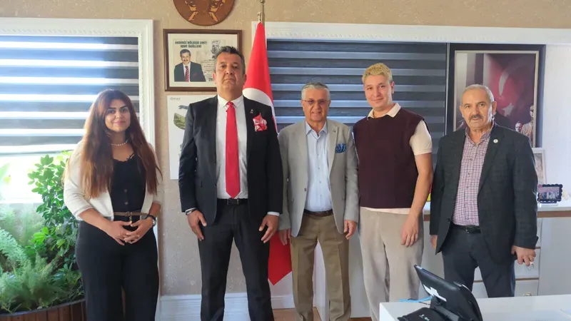 Zafer Partisi Temsilcileri Kemer Belediye Başkanı
