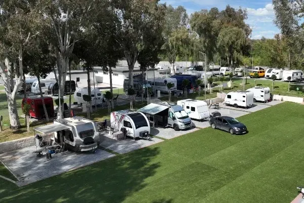 Konyaaltı Karavan Park’ta 8 bin tatilci ağırladı