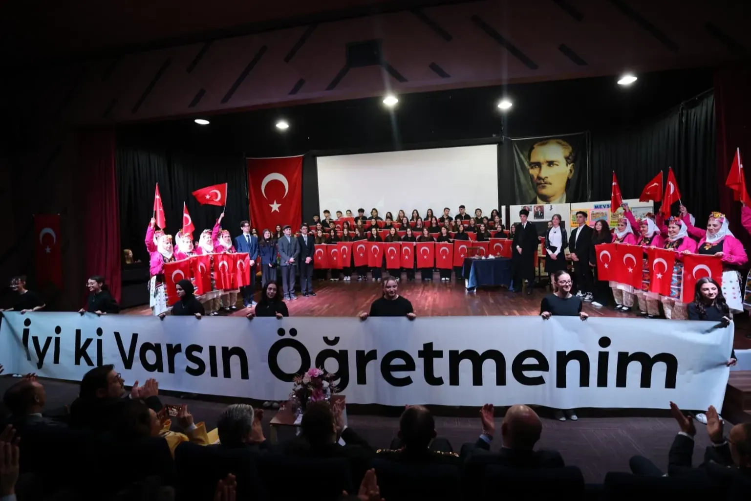 Sakarya’da Öğretmenler Günü etkinliklerine yoğun ilgi