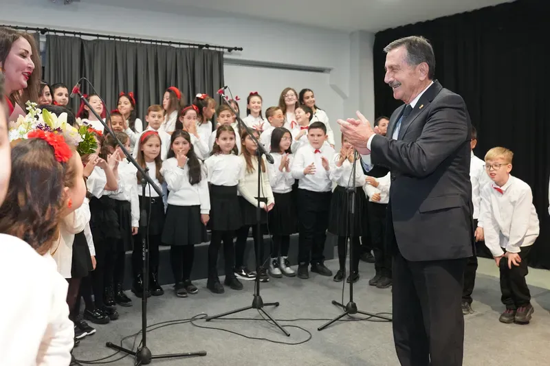 Tepebaşı Belediyesi Çocuk Korosu