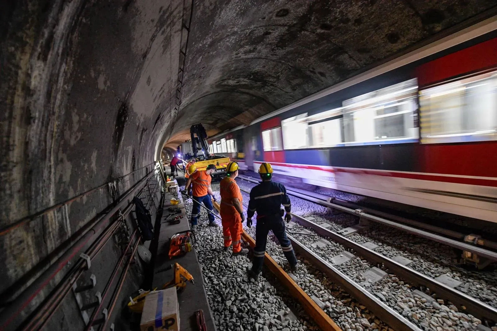 İzmir Metrosu’nda bakım zamanı