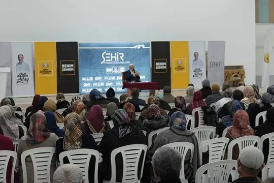 Konya’da Şehir Konferansları devam ediyor