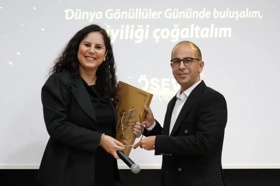 LÖSEV’den İGFA’ya Yılın Basın Gönüllüsü plaketi