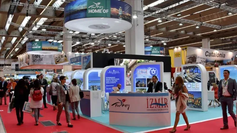TÜRKİYE KÜRESEL ETKİNLİK ÜSSÜ OLUYOR: KONGRE VE FUAR TURİZMİNDE REKOR DÖNEM