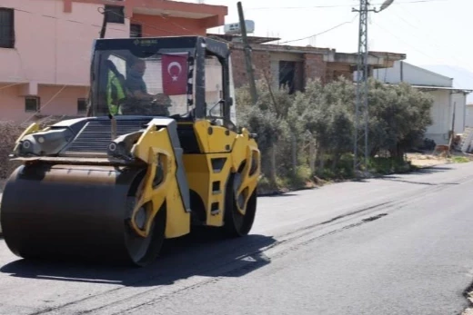 Hatay Büyükşehir yol çalışmalarında hız kesmiyor