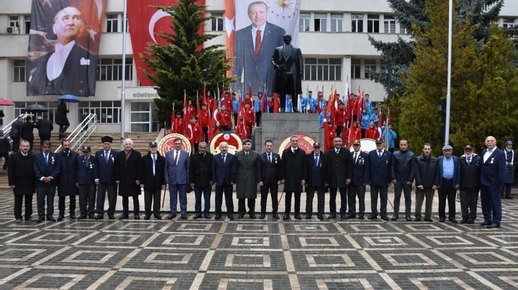 BAŞKANIMIZ,18 MART ŞEHİTLERİ ANMA GÜNÜ VE ÇANAKKALE DENİZ ZAFERİNİ ANMA PROGRAMINA KATILDI