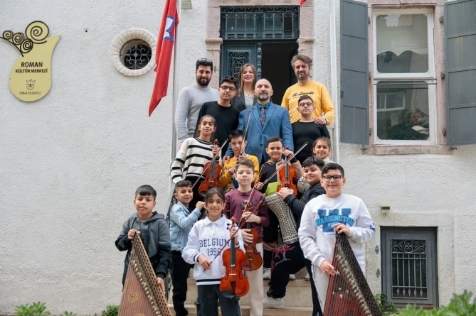 Geleceğin Sanatçıları Konak’ta Yetişiyor