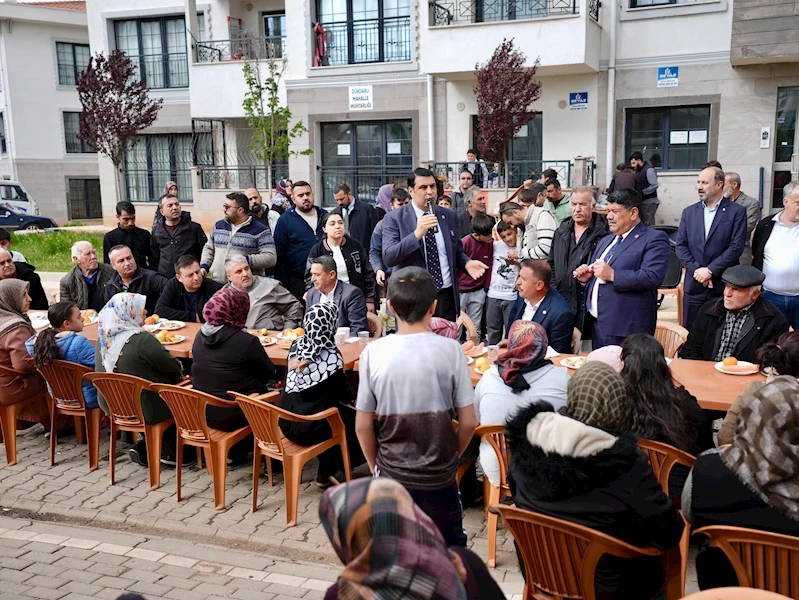 BAŞKAN YILMAZ VATANDAŞLARLA BİR ARAYA GELDİ