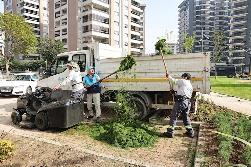Nilüfer’in parklarında bahar temizliği