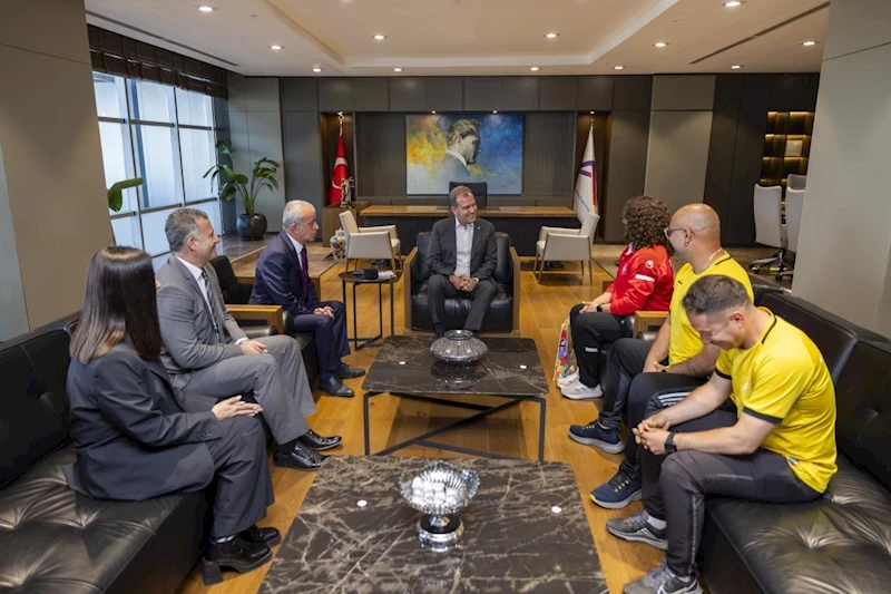 Dünya 2.’si Kır Çiçeği Nidanur’dan Başkan Seçer’e Ziyaret