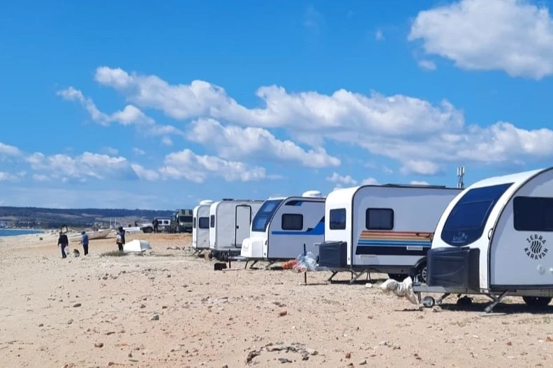 Mecidiye Sahili’nde karavan yoğunluğu