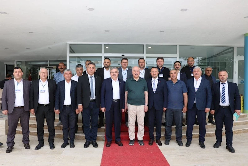 Belediye Başkanları Eğitim ve İstişare Kampı Sandıklımızda Sürüyor