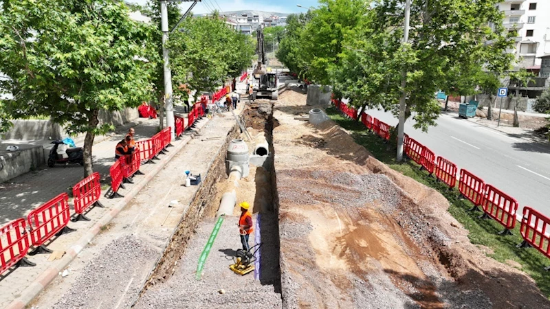 Dulkadiroğlu’nda Yeni Altyapı Hatlarının İmalatı Sürüyor