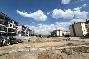 Yunus Emre Mahallesi’nde Yeni Park Yapımına Başlandı