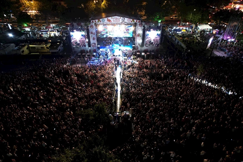 Kiraz Festivalinde Katılım Rekoru Kırıldı