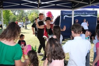 ÇOCUKLAR ŞENLİKTE DOYASIYA EĞLENDİ