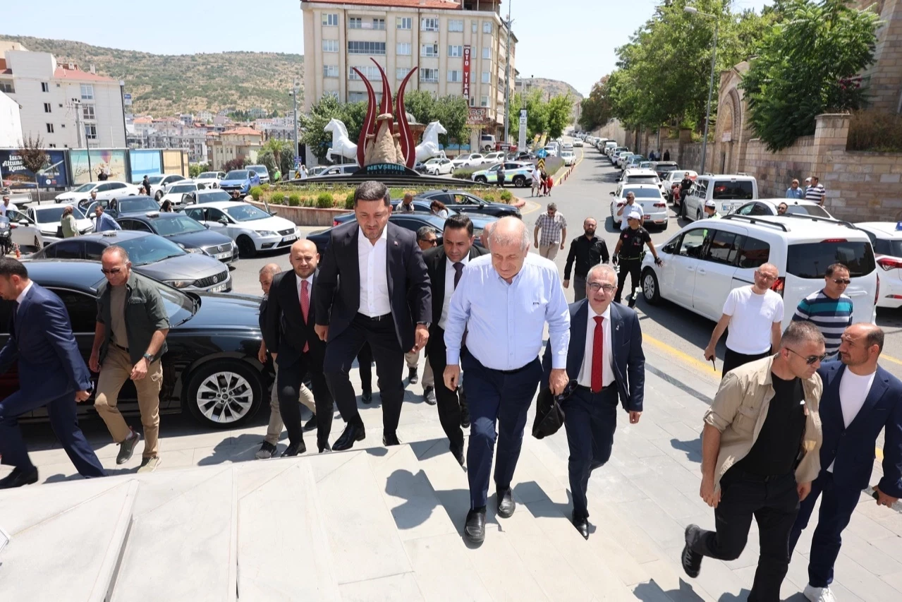 Ümit Özdağ