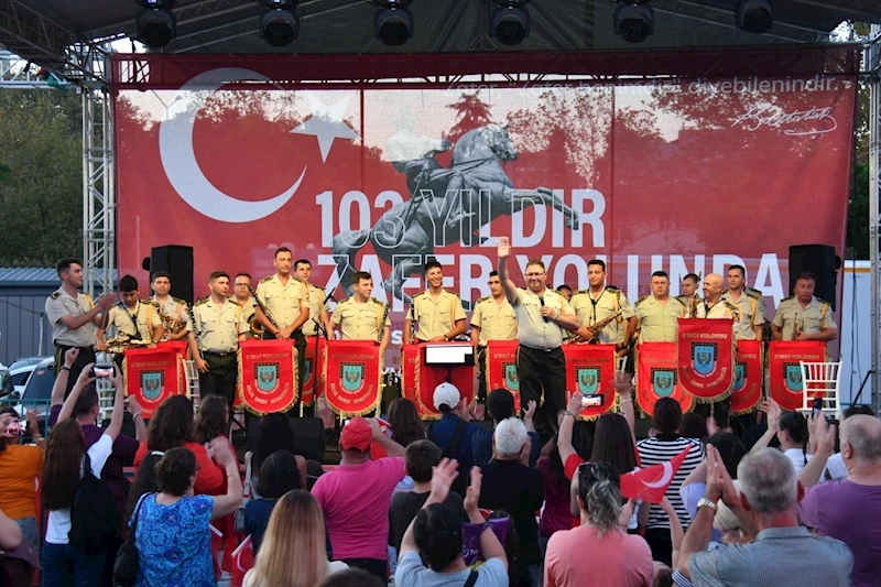 30 Ağustos Zafer Bayramı Coşkusu Süleymanpaşa Sahilini Sardı