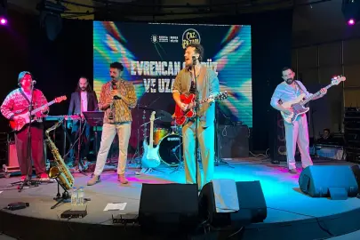 Bursa'da Evrencan Gündüz ile 'Caz Pazarı'