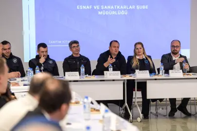  İzmir esnafı için ortak akıl masası