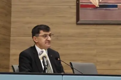 Kütahya'da Başkan Kahveci Halk Günü'nde sorunları dinledi