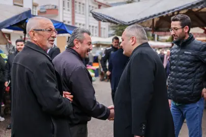 Başkan Özarslan’dan Ayvalı Semt Pazarı’na ziyaret