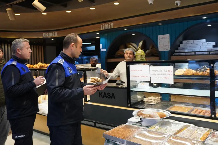 Beylikdüzü'nde Ramazan için yoğun mesai sürüyor