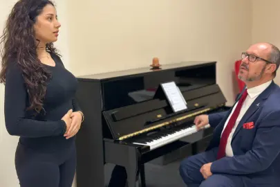 İzmir Büyükşehir'den gençlerin sanat yolculuğuna destek