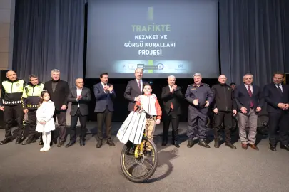 Konya'da resim ve fotoğraf yarışmasının ödülleri takdim edildi