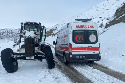 Malatya'da ekipler karla mücadele için seferber