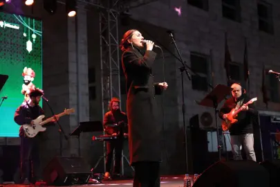 Bursa Nilüfer'de 'Ezginin Günlüğü' ile unutulmaz gece