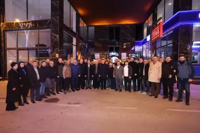 İzmitli esnaflar, Başkan Büyükakın’ı iftarda ağırladı