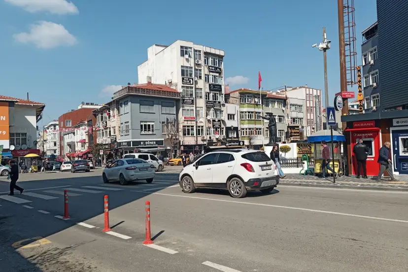 Keşan’da meydan ismi tartışması... Tekel Meydanı mı, Alparslan Türkeş Meydanı mı?