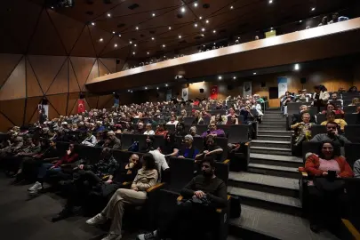 Tiyatro tutkunları Beylikdüzü’nde buluşuyor