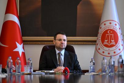 ADALET BAKANI AKIN GÜRLEK NEVŞEHİRLİ İŞ İNSANLARINI KABUL ETTİ