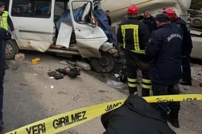 Burdur’da feci kaza: 7 ölü, 3 yaralı