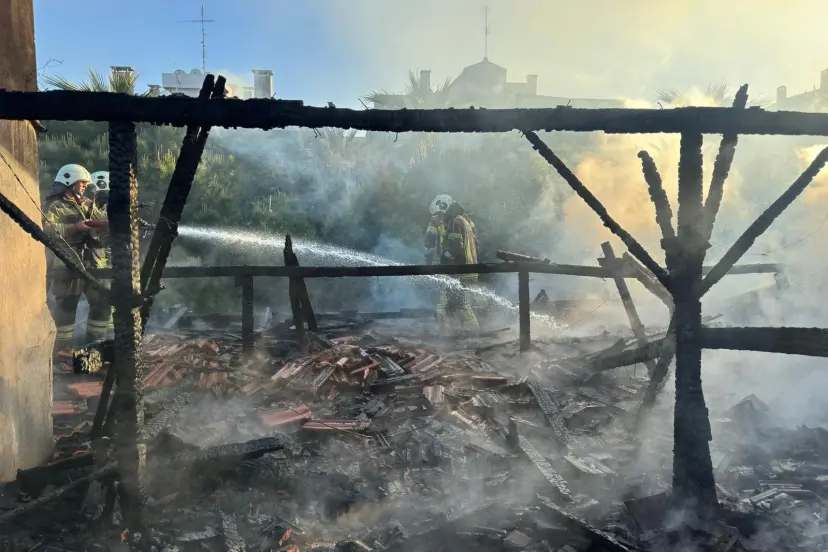 İzmir’de itfaiyenin hızlı müdahalesi faciayı önledi