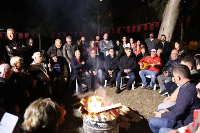 İzmir'de 'Meslek Fabrikası' nöbeti sürüyor