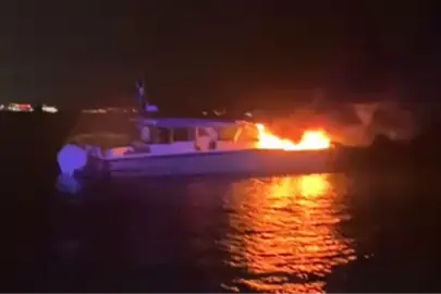 Kadıköy’de tekne yangını: 4 kişi kurtarıldı