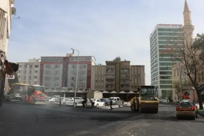 Şanlıurfa'da asfalt çalışmaları tam gaz