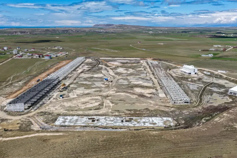 Van sebze haline kavuşuyor